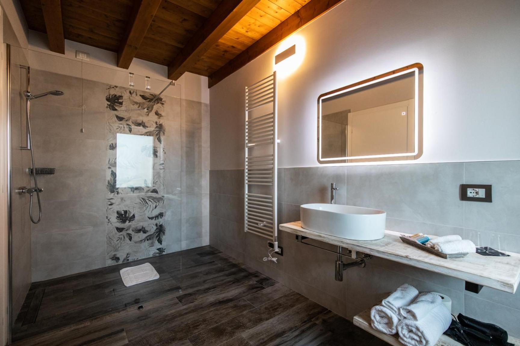מלון Borgo San Mauro Atmosfere Charme & Country מראה חיצוני תמונה